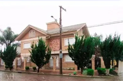 Excelente casa semimobiliada no bairro nsra da saúde, com 268,18 m2