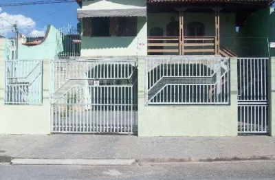 Casa com 3 quartos à venda na rua dona inês carlota, alvorada, contagem por r$ 1.200.000