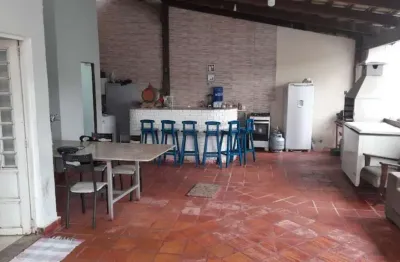 Casa com 4 quartos à venda na rua doze, sapucaia ii, contagem por r$ 750.000