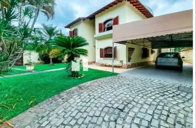 Casa em condomínio à venda no anil, jacarepaguá - cond. bosque dos esquilos com 2 apartamentos, 6 suítes, 2 áreas de serviço, piscina, churrasqueira,