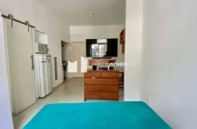 Kitnet à venda em botafogo, rio de janeiro, quarto, banheiro, cozinha; reformado, mobiliado; porcelanato; 30m². pronto para morar. próximo ao metrô.