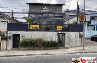 Casa à venda na Rua Felipe Cardoso, 972, Santa Cruz, Rio de Janeiro