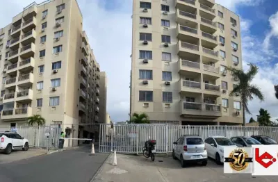 Cobertura duplex 2q com suíte no condomínio riviera em campo grande - rj