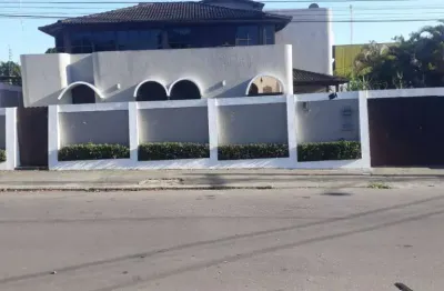 Casa com dois pavimentos em área nobre de santa cruz - rj