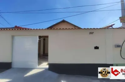 Casa 2 quartos toda reformada em área nobre de santa cruz-rj