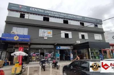 Sala com 35m² em galeria na areia branca - santa cruz-rj