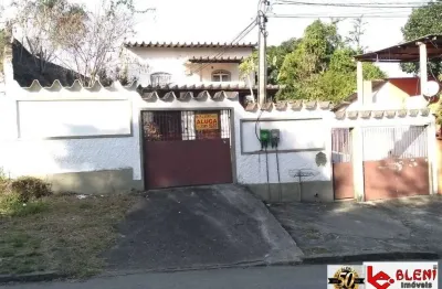 Casa com 3 quartos para alugar na Rua Marquês de Barbacena, 707, Santa Cruz, Rio de Janeiro