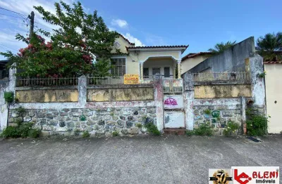 Casa comercial com 3 salas para alugar na Rua Visconde de Araguaia, 378, Santa Cruz, Rio de Janeiro