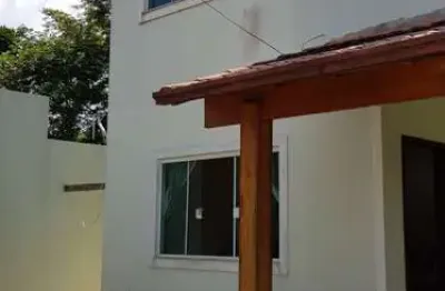 Casa duplex 3 quartos sendo 1 suíte em mar do norte rio das ostras rj