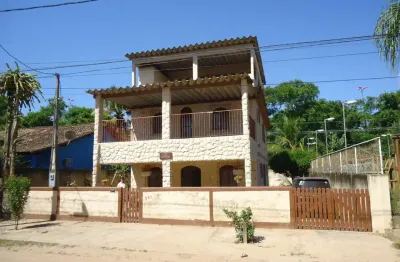 Excelente triplex em terreno inteiro no serramar, perto da rodovia