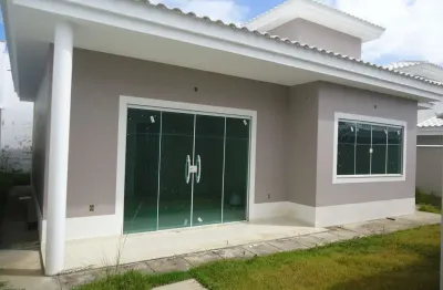Casa linear com 3 quartos sendo 1 suíte no bairro residencial rio das ostras.
