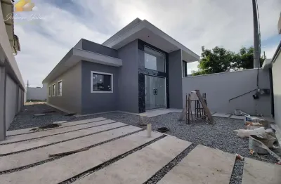 Casa linear com 3 quartos sendo 1 suíte a venda no bairro enseada das gaivotas em rio das ostras rj