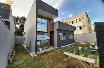Casa linear com 3 quartos sendo 1 suíte a venda no bairro enseada das gaivotas em rio das ostras rj