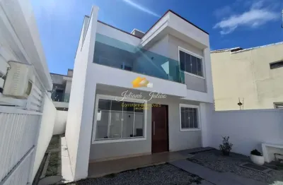 Casa duplex com 3 quartos sendo 2 suítes a venda no bairro ouro verde em rio das ostras rj