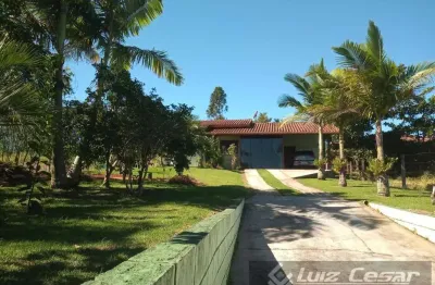Casa para venda em governador celso ramos, areias de baixo, 2 dormitórios, 2 banheiros, 1 vaga