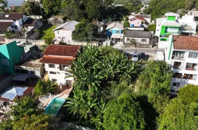 Terreno à venda na Rua Visconde de Taunay, 500, Agronômica, Florianópolis