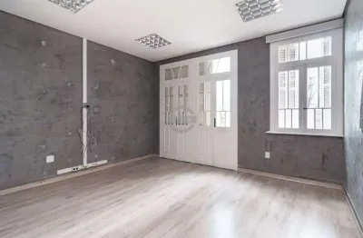 Casa comercial para alugar na rua vinte e quatro de outubro, 1435, auxiliadora, porto alegre, 198 m2 por r$ 7.000