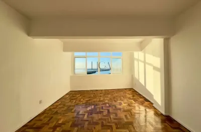 Sala comercial com 1 sala à venda na praça osvaldo cruz, 15, centro histórico, porto alegre, 41 m2 por r$ 97.000