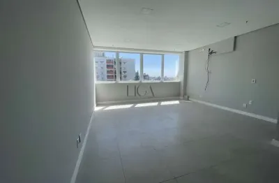 Sala comercial com 1 sala para alugar na rua anita garibaldi, 1143, mont serrat, porto alegre, 35 m2 por r$ 2.500