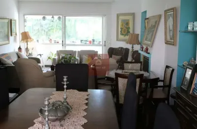 Apartamento com 182m², 4 dormitórios sendo 1 suíte, 3 vagas.