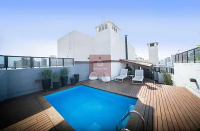 Cobertura em moema, fora de rota, reformada com piscina e espaço gourmet