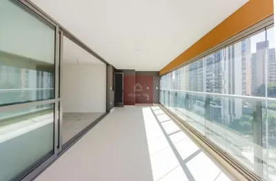 Excelente apartamento c/ 143m², 3 dormitórios sendo 3 suítes e 2 vagas.