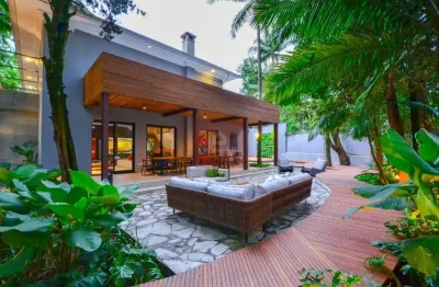 Casa com 4 quartos à venda na Rua Groenlândia, --, Jardim América, São Paulo