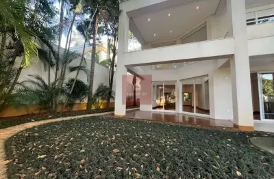 Casa em condominio alto padrão  4suítes / 8vagas com piscina e churrasqueira