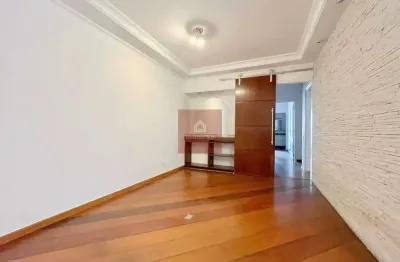 Apartamento com 116m², 3 dormitórios, sendo 1 suíte, 2 vagas.