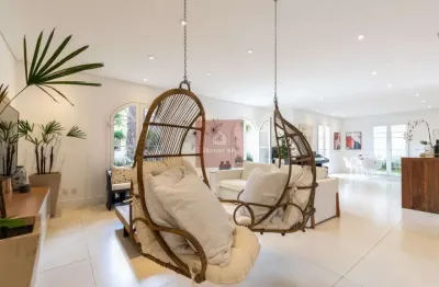 Casa em condomínio jardim petrópolis 533,45m2 - 4suítes - 5vagas com piscina e churrasqueira.