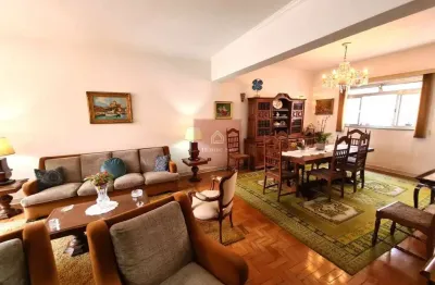 Excelente localização, ótima planta com ambientes espaçosos, andar alto e excelente localização