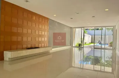 Casa em condomínio fechado brooklin - 425m² 4suites 4vagas de garagem com piscina e churrasqueira