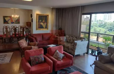 Aclimação; apartamento com 215 metros, 04 dormitórios,02 suítes,03 vagas