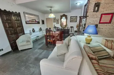 Brooklin velho, casa com 3 quartos, 2suites,3 vagas, 4 banheiros