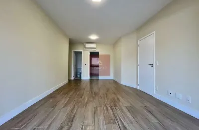 Apartamento com 3 quartos para alugar na Rua Otávio Tarquínio de Souza, --, Campo Belo, São Paulo