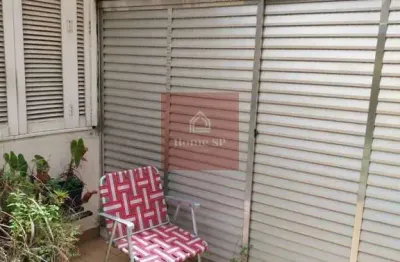Sobrado em uma rua tranquila, próximo ao shopping morumbi, metro.