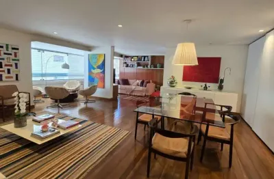 Um dos condomínios mais procurados de Moema, excelente localização com lazer completo