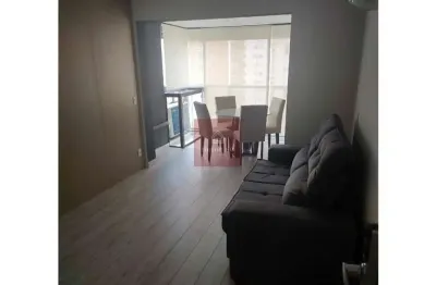 Vila mariana, perto metrô, apartamento 50 metros,02 dormitórios,01 suíte,01 vaga.