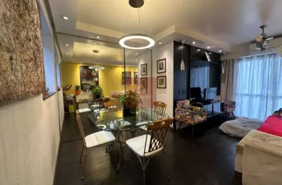 Apartamento com 2 dormitórios, 1 suíte, 2 vagas e com 71m² - moema