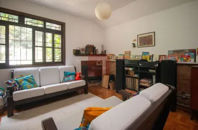 Brooklin velho, sobrado com 302au, 5 quartos,5 ban, 2 vagas