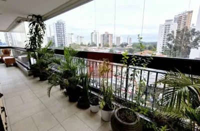 Apartamento tipo para venda com 4 quartos, sendo 4 suítes, 250m²
