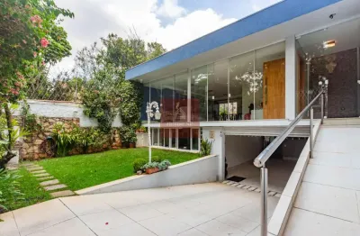 Casa com 6 dormitórios, sendo 4 suítes, 4 vagas e com 530m² - brooklin