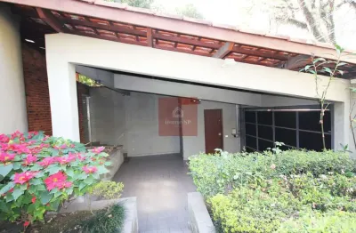 Belo sobrado a venda no campo belo com três suítes.