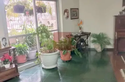 Excelente localização em moema, rua tranquila e arborizada