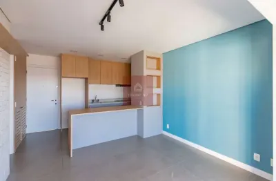 Apartamento com 62m2, varanda gourmet, 2 dormitórios (sendo 1 suíte), cozinha integrada e 1 vaga.