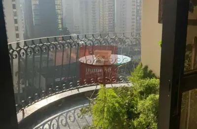 Apartamento com 2 quartos para alugar na Avenida Jurema, --, Moema, São Paulo