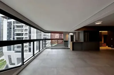 Apartamento à Venda no Condomínio Parque da Cidade 162 m² 3 suítes 3 vagas de garagem