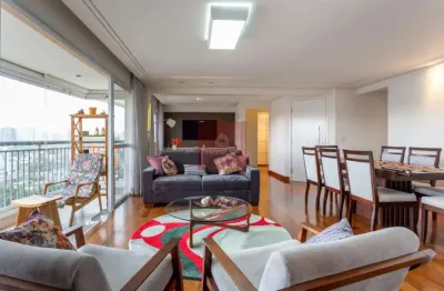 Apartamento tipo para venda em Campo Belo com 3 quartos, sendo 3 suítes, 131m²