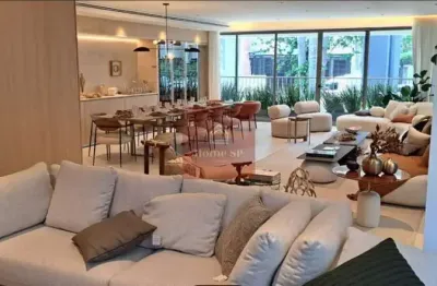 Alto padrão, 261 m2, 4 suítes, 4 vagas. face norte, vista para zona residencial sem prédio