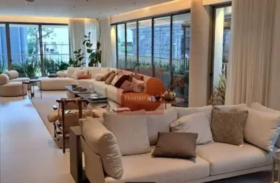 Alto padrão, 261 m2, 4 suítes, 4 vagas. face norte, vista para zona residencial sem prédio